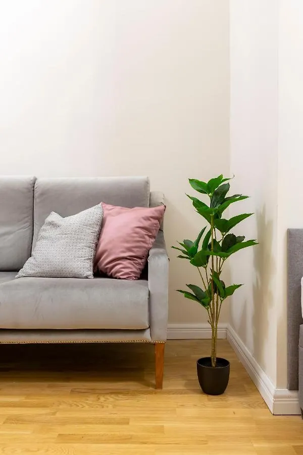 Luxury 3Bedrm 2Bathrm Apartment With Danube River View Budapest Hungary