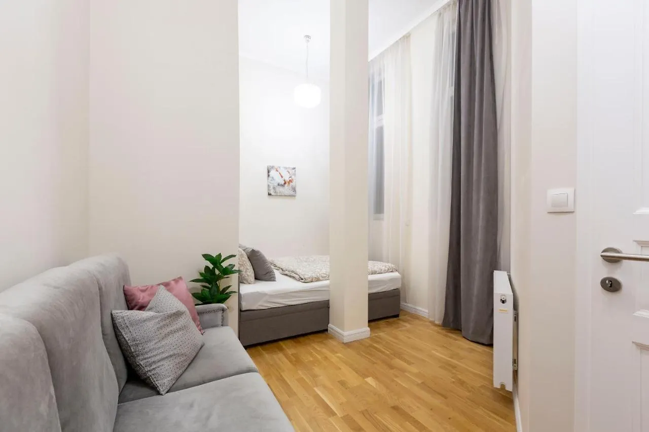 Luxury 3Bedrm 2Bathrm Apartment With Danube River View Budapest Hungary