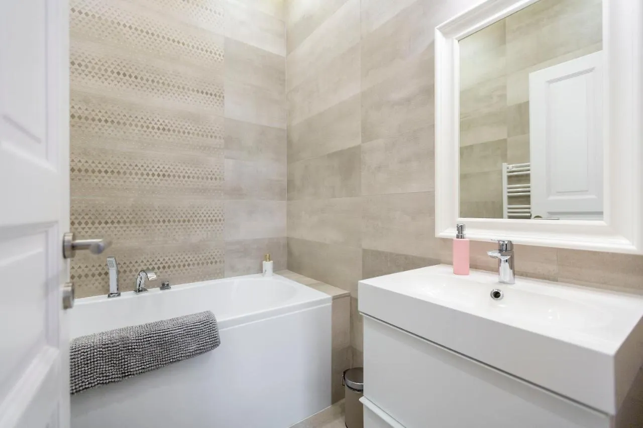 Luxury 3Bedrm 2Bathrm Apartment With Danube River View Budapest