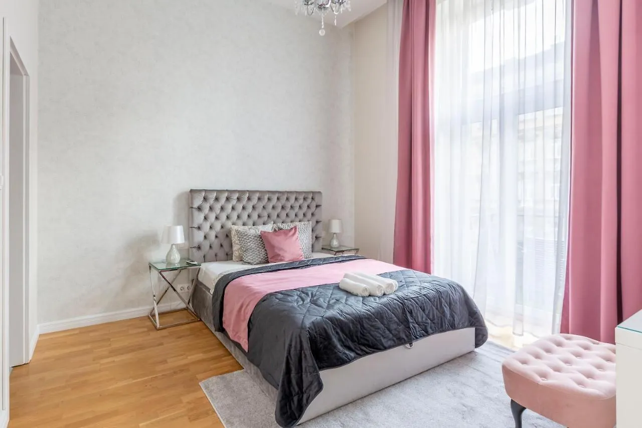 Luxury 3Bedrm 2Bathrm Apartment With Danube River View Budapest